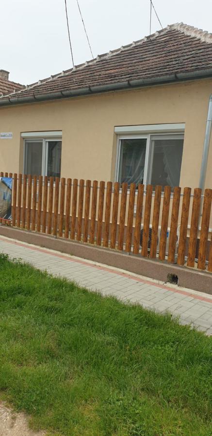 Napfeny Apartmanhaz Balatonbereny Luaran gambar
