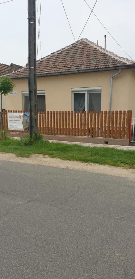 Napfeny Apartmanhaz Balatonbereny Luaran gambar